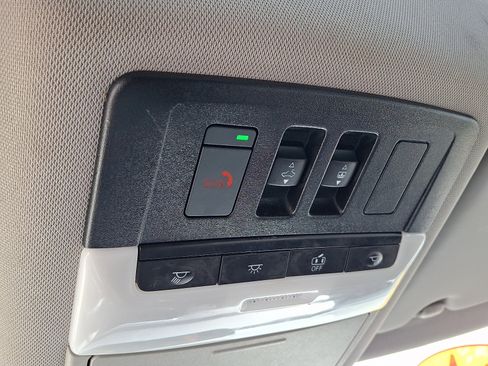 Used 2024 Nissan Rogue SV w/ SV Premium Package AWD/4WD image 28