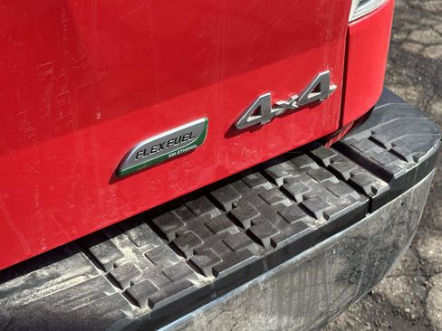 Used 2012 Toyota Tundra Double Cab 5.7L FFV V8 6-Spd A w/ TRD Off-Road Pkg image 11