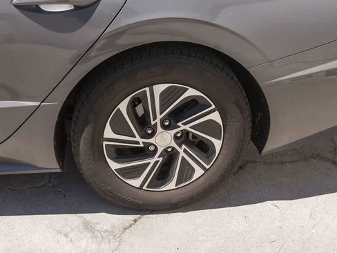 Used 2021 Hyundai Sonata Blue FWD image 6