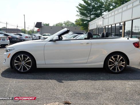 Used 2017 BMW 230i xDrive Convertible AWD/4WD image 3
