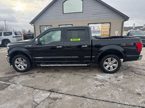 Used 2018 Ford F150 Lariat w/ Equipment Group 502A Luxury image 8