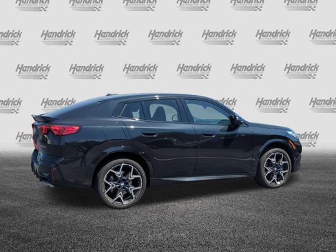 Used 2024 BMW X2 M35i image 9