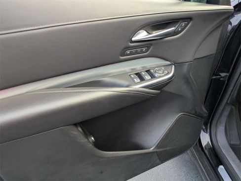 Used 2023 Cadillac XT4 Premium Luxury image 15