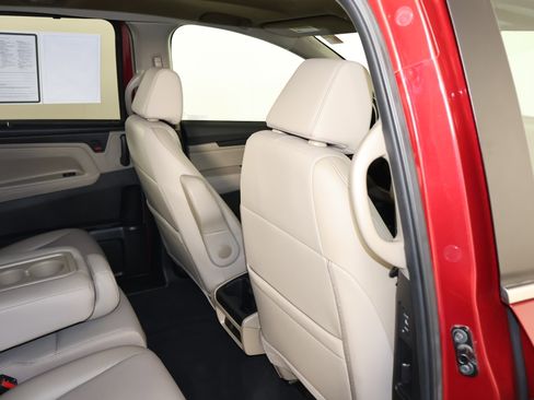 Certified 2023 Honda Odyssey EX-L image 42