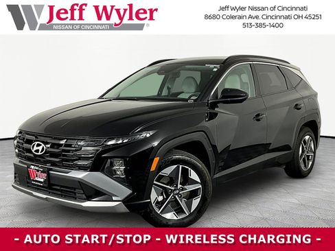 Used 2025 Hyundai Tucson SEL AWD/4WD image 1