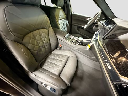 New 2026 BMW X6 xDrive40i w/ Executive Package image 14