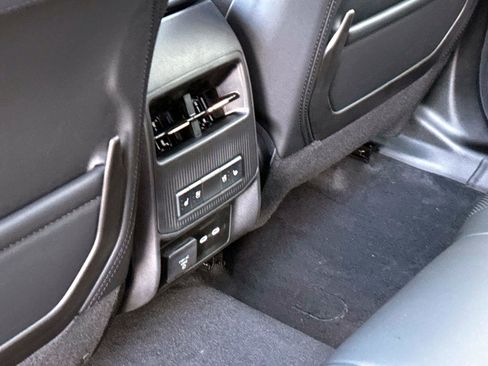 Used 2025 Jeep Wagoneer S Launch Edition image 7