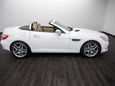 Used 2014 Mercedes-Benz SLK 250 2dr Roadster SLK 250 w/ Premium Package image 6