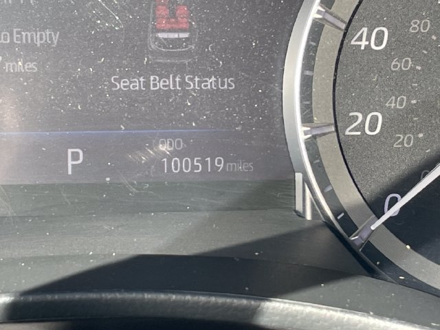 Used 2020 Toyota Highlander XLE AWD/4WD image 11