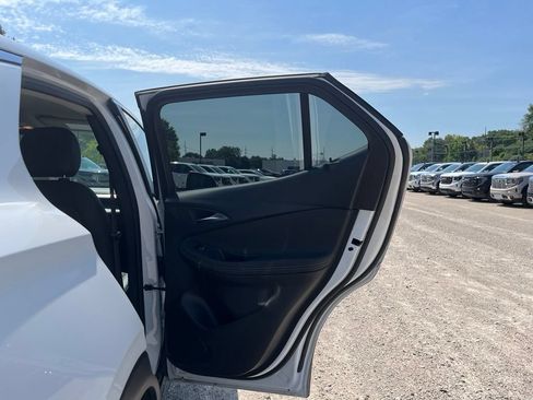 Used 2024 Buick Encore GX Preferred w/ Comfort Package FWD image 30