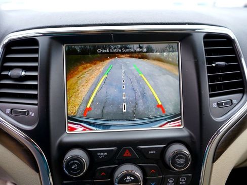 Used 2015 Jeep Grand Cherokee Laredo w/ Quick Order Package 23E image 17