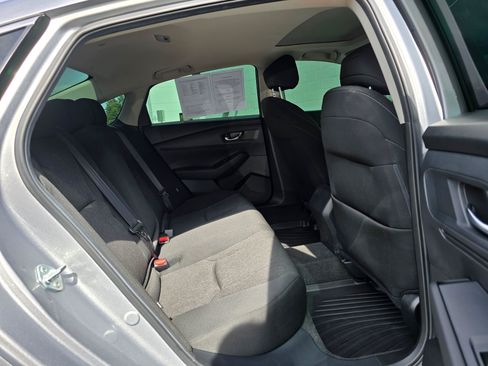 Used 2024 Honda Accord EX image 11