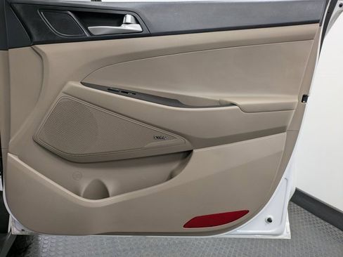 Used 2019 Hyundai Tucson Ultimate w/ Cargo Package image 27