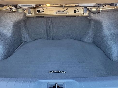 New 2025 Nissan Altima 2.5 SV image 8