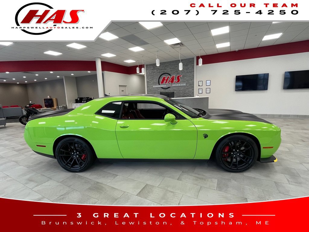 Used 2023 Dodge Challenger SRT Hellcat RWD image 5
