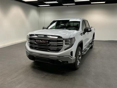 New 2026 GMC Sierra 1500 SLT w/ SLT Premium Package AWD/4WD image 1