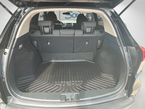 Certified 2022 Honda HR-V LX image 25