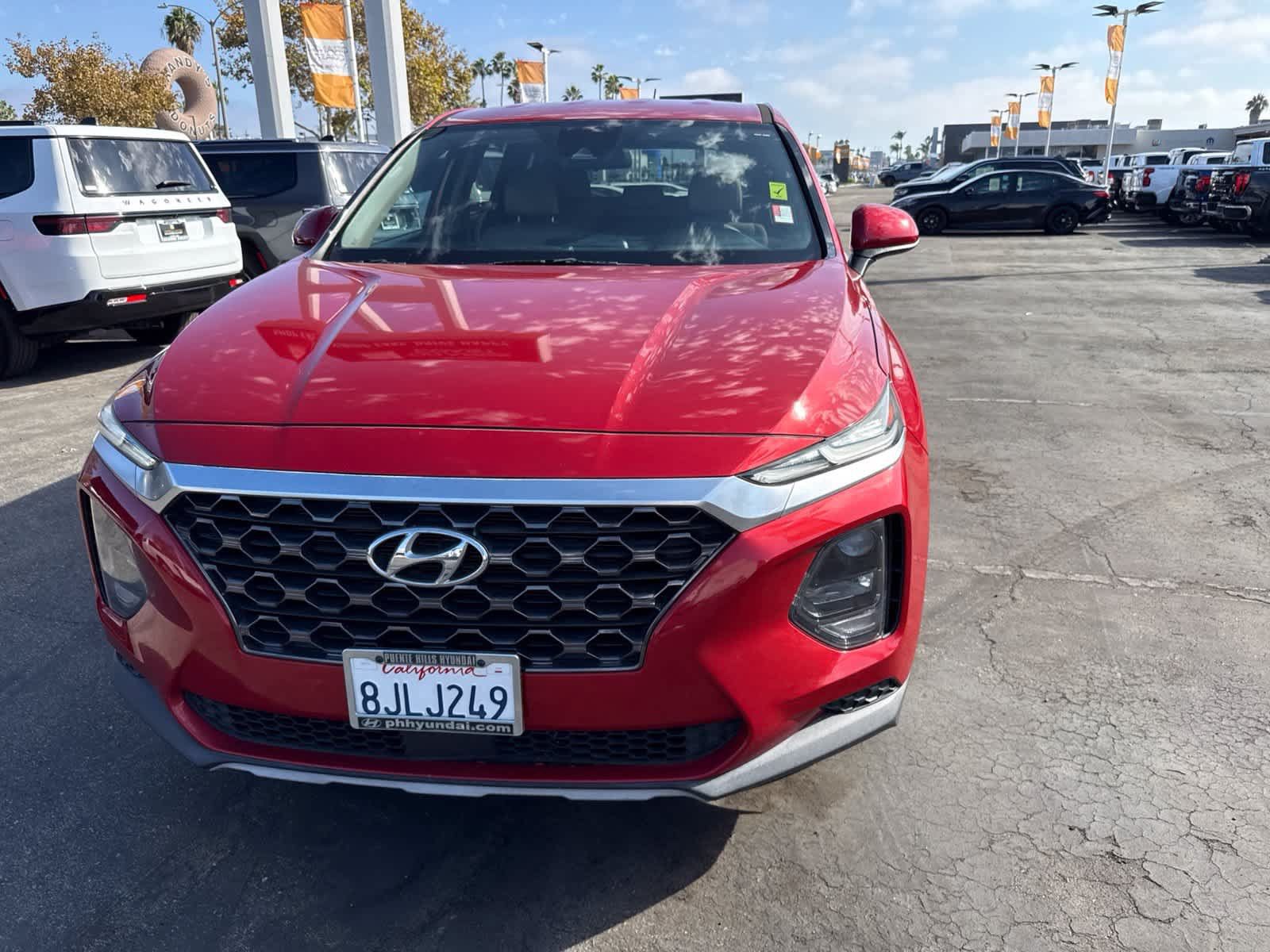 Used 2019 Hyundai Santa Fe SE FWD image 4