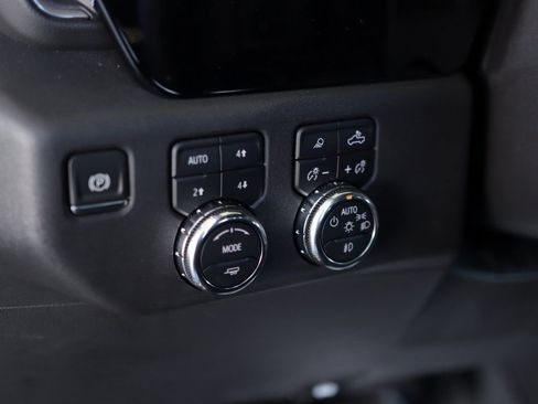 Used 2024 GMC Sierra 1500 SLT w/ SLT Premium Plus Package image 10