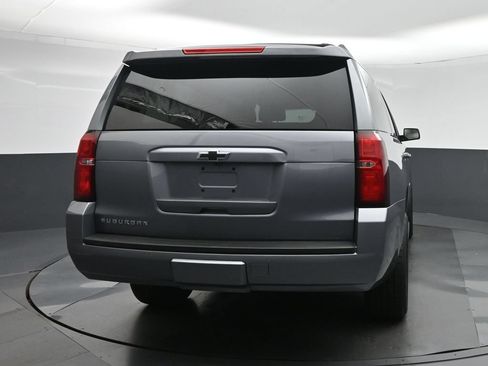 Used 2020 Chevrolet Suburban LT AWD/4WD image 6