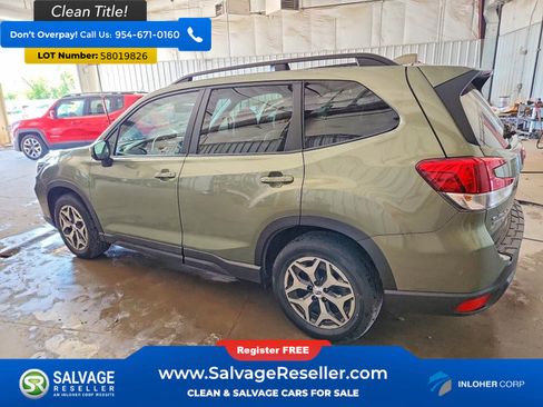 Used 2020 Subaru Forester Premium AWD/4WD image 3