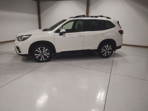 Used 2020 Subaru Forester Limited w/ Popular Package #3 AWD/4WD image 4