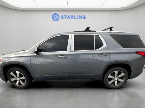 Used 2018 Chevrolet Traverse LT w/ LPO, 'HIT The Road' Package FWD image 2