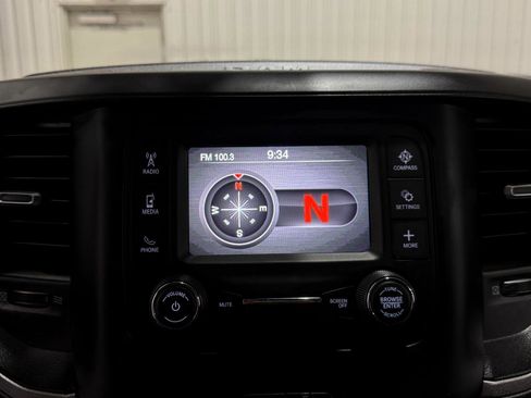 Used 2024 RAM 3500 Tradesman w/ Chrome Appearance Group image 36