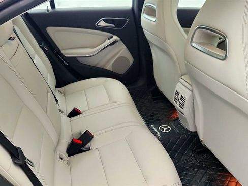 Used 2019 Mercedes-Benz CLA 250 4MATIC image 20