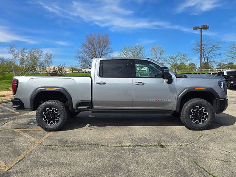 New 2026 GMC Sierra 2500 AT4X AWD/4WD image 10
