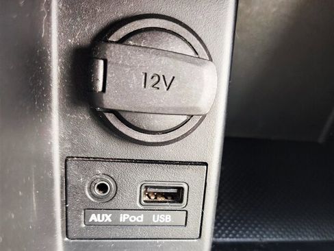 Used 2013 Hyundai Elantra GLS w/ Preferred Pkg image 35