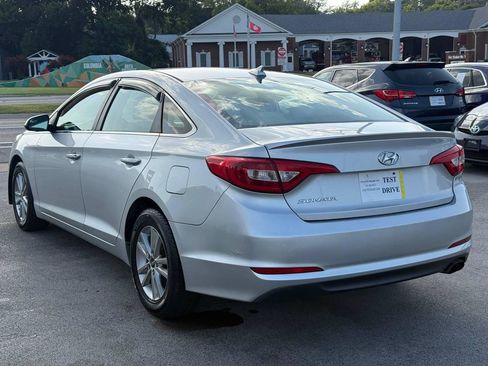 Used 2017 Hyundai Sonata SE FWD image 8
