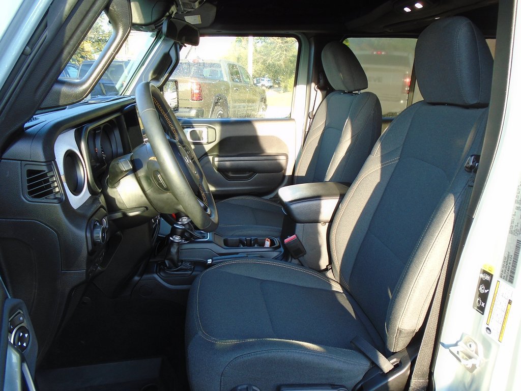 Used 2024 Jeep Wrangler Unlimited Sport AWD/4WD image 7