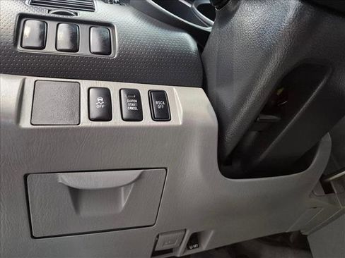 Used 2011 Toyota Tacoma 4x4 Regular Cab image 16