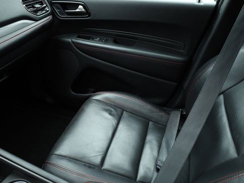 Used 2024 Dodge Durango GT image 13