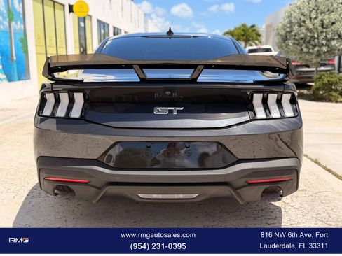 Used 2024 Ford Mustang GT RWD image 4