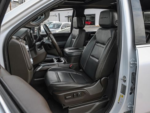 Used 2021 GMC Sierra 3500 Denali w/ Denali Ultimate Package image 36