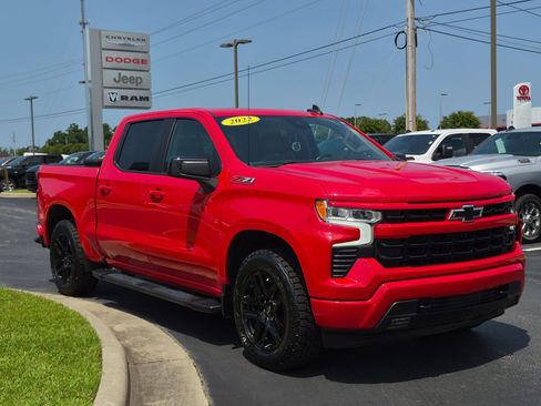 Used 2022 Chevrolet Silverado 1500 RST w/ All Star Edition Plus AWD/4WD image 3