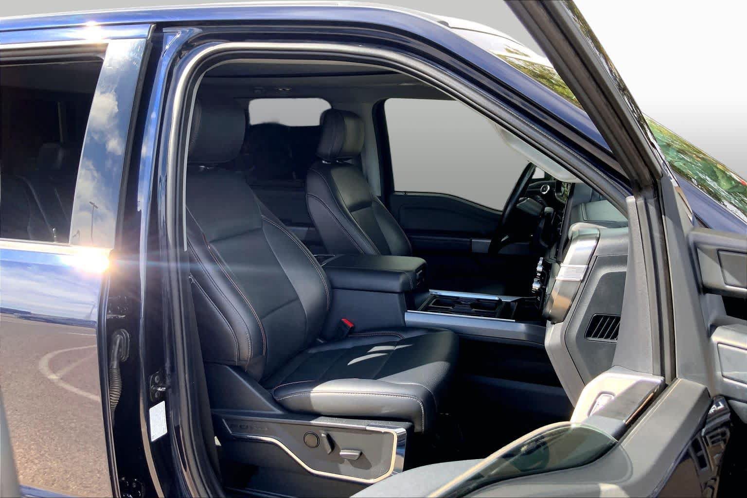 Certified 2024 Ford F250 Lariat w/ Lariat Ultimate Package AWD/4WD image 8