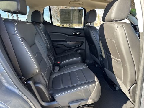 Used 2021 GMC Acadia Denali w/ Denali Ultimate Package image 23