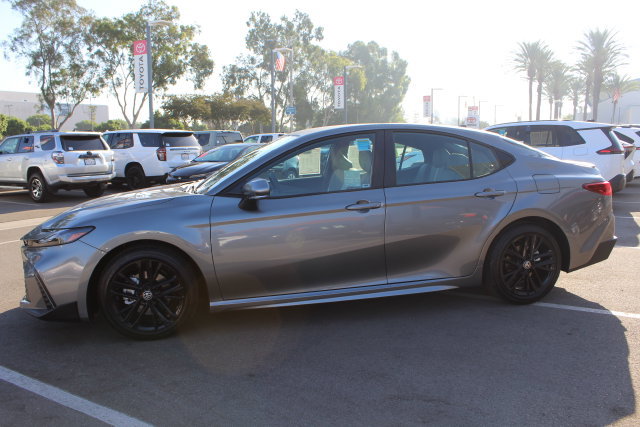 Certified 2026 Toyota Camry SE FWD image 6