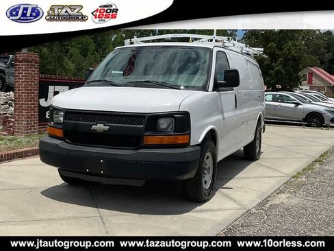 Used 2016 Chevrolet Express 2500 RWD image 3