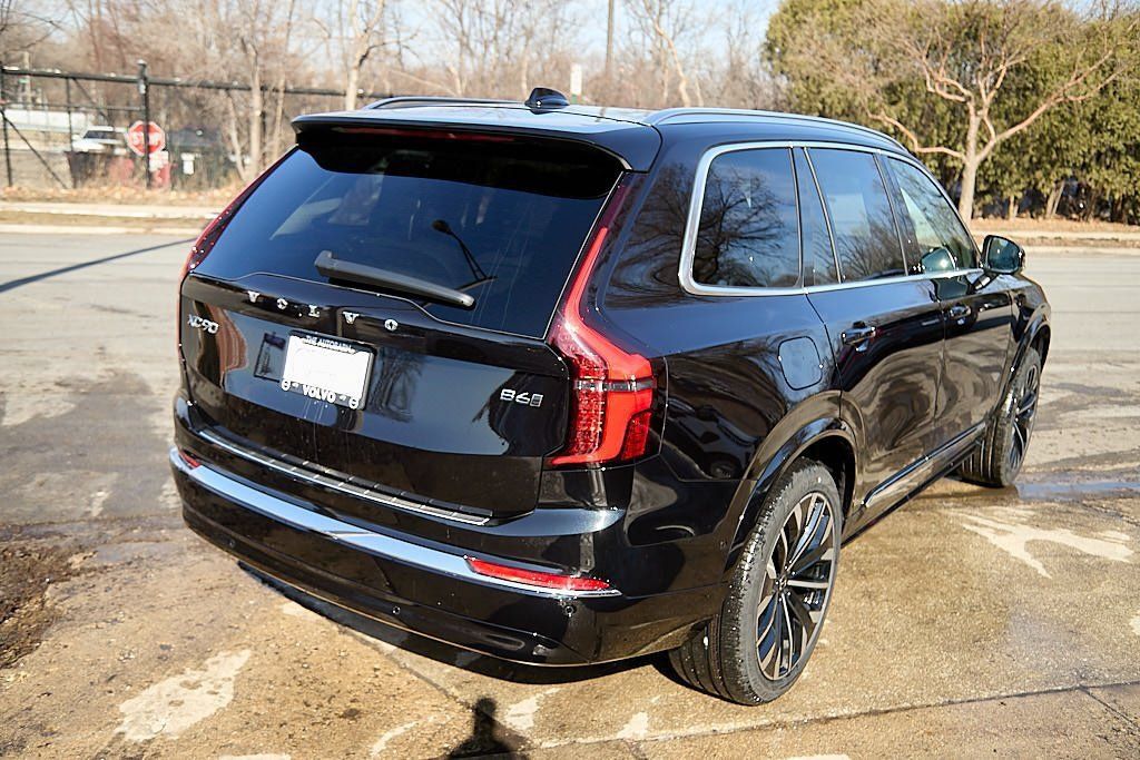 New 2026 Volvo XC90 B6 Plus w/ Protection Package Premier AWD/4WD image 9