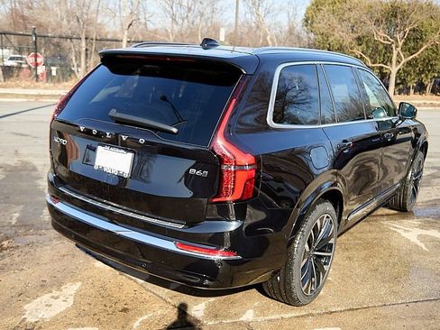 New 2026 Volvo XC90 B6 Plus w/ Protection Package Premier image 9