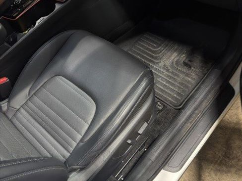 Used 2025 Kia Sportage SX Prestige image 7