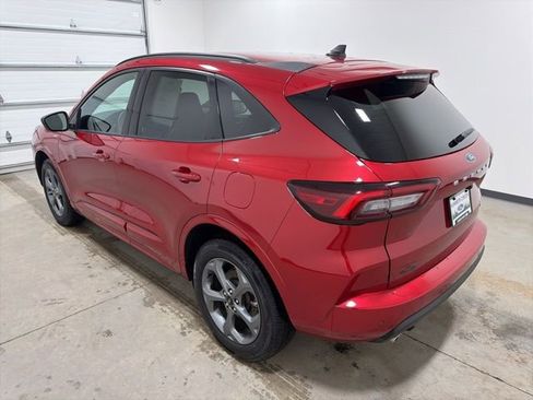 Used 2023 Ford Escape ST-Line w/ Tech Pack #1 AWD/4WD image 6