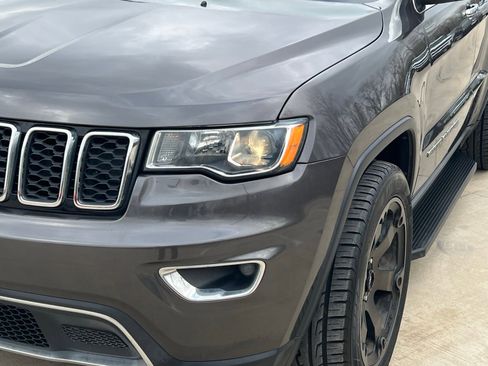 Used 2020 Jeep Grand Cherokee Limited image 4