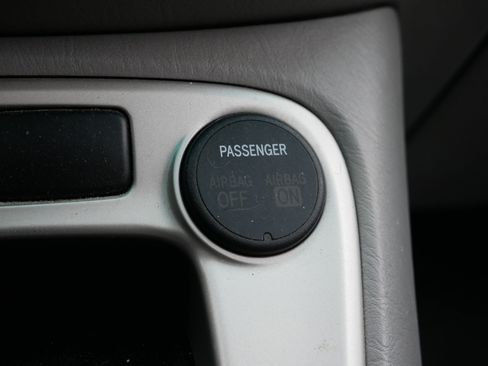 Used 2006 Toyota Highlander 2WD Hybrid image 30