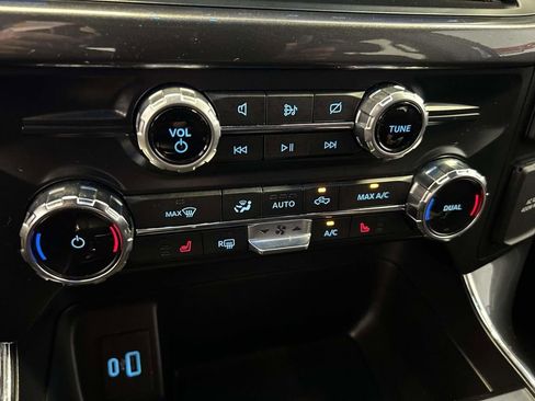 Used 2022 Ford F150 XLT w/ Equipment Group 302A High AWD/4WD image 28