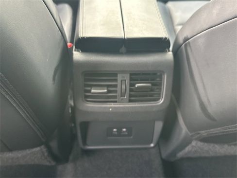 Used 2023 Nissan Rogue SV w/ SV Premium Package image 20